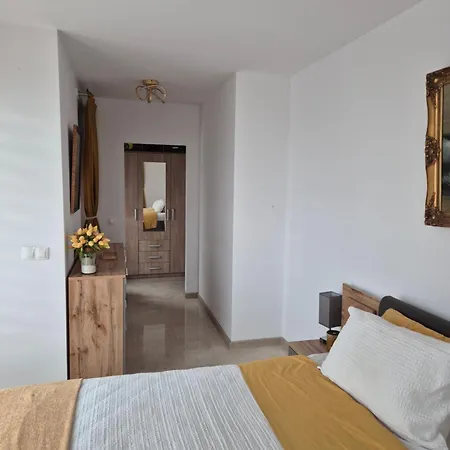 Апартамент Perla Complex Бургас